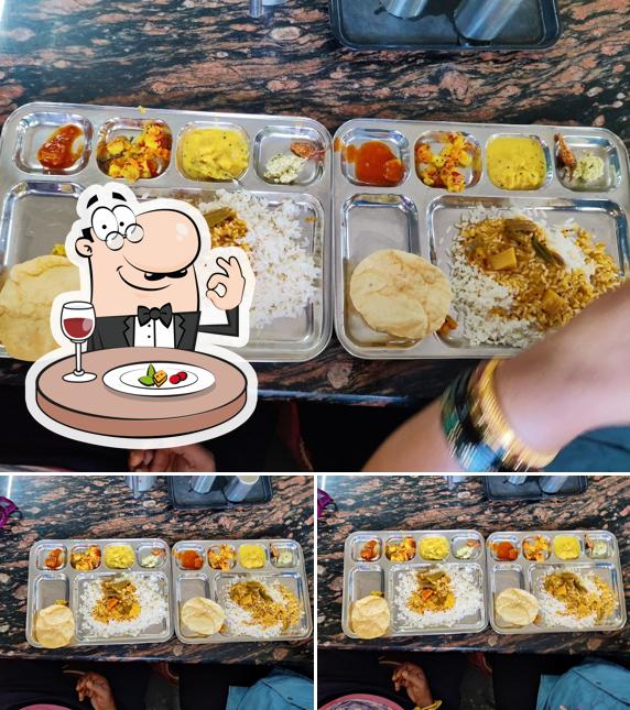 Meals at Kuttoos Homely Food