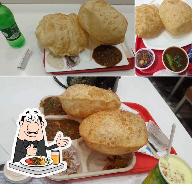 Food at Amritsari Express