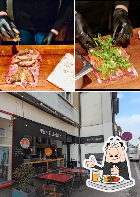 Tra le varie cose da The Kitchen Focacceria, Mazzetta Vaticana si possono trovare la cibo e esterno