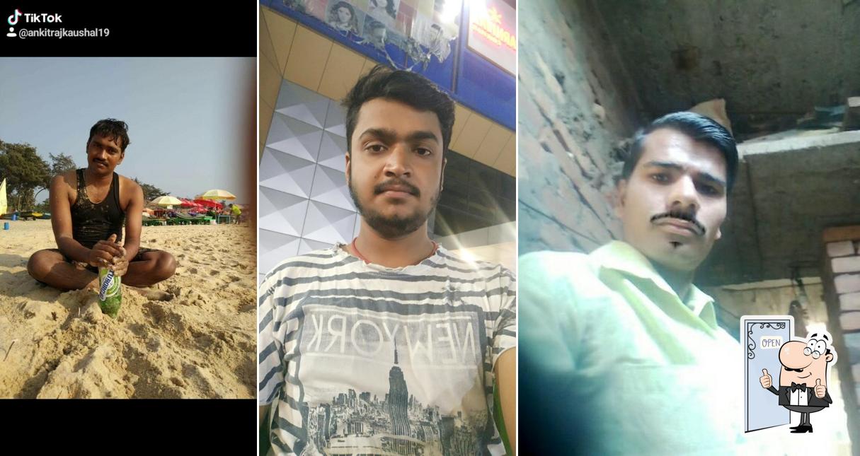 Walk In Food Restaurant