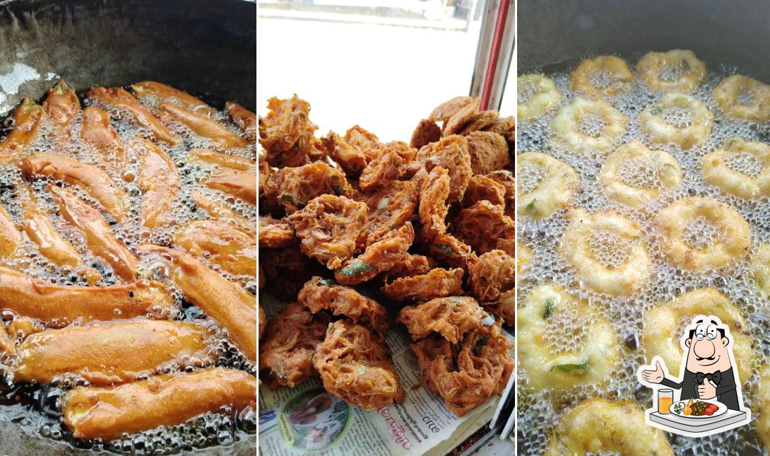 Food at Azad Thattukada
