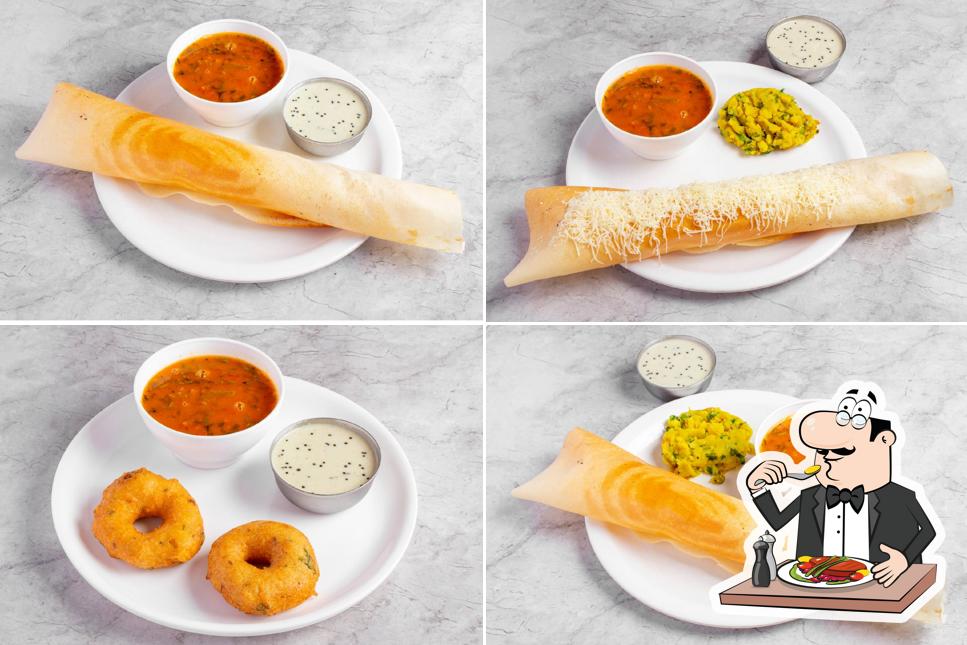 Food at Famous maggi point