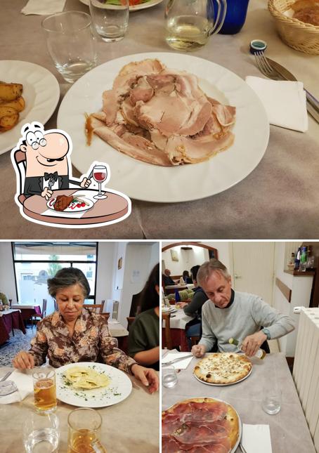 Costolette al Pizzeria Ristorante Albergo Ugolini