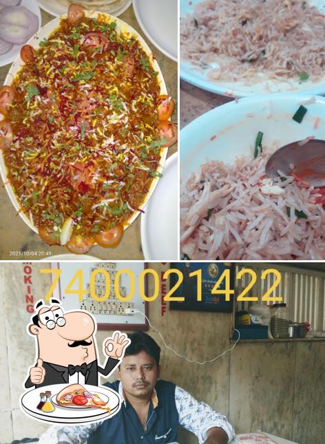 Pick pizza at Café Mehrab