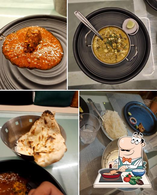 Chicken curry at Hotel Shree Nashik Darbar