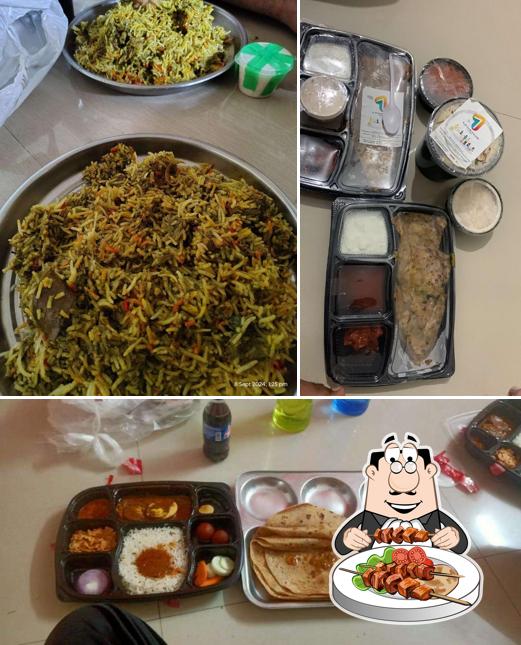 Food at KP Shevkari Kitchen