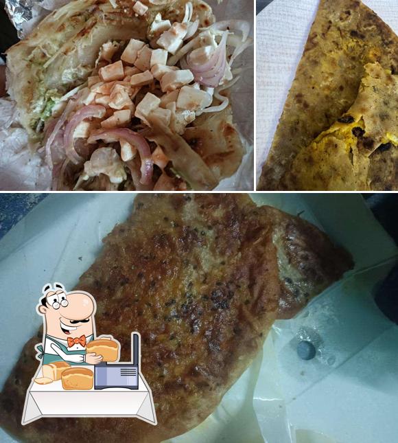 Garlic bread at What'a Parathaa