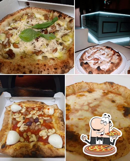 Scegli una pizza a La Reale Napoletana 081