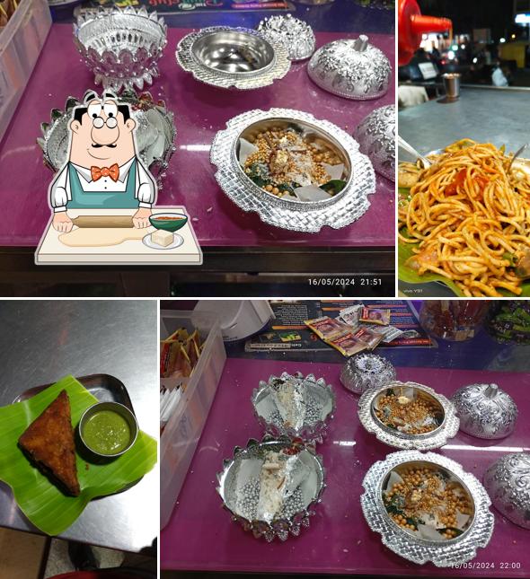 Samosa at Harsha Fast Food