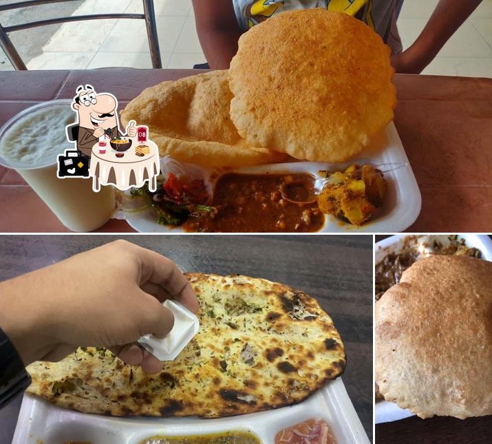 Meals at Shree Ganpati Ji Channe Bhature