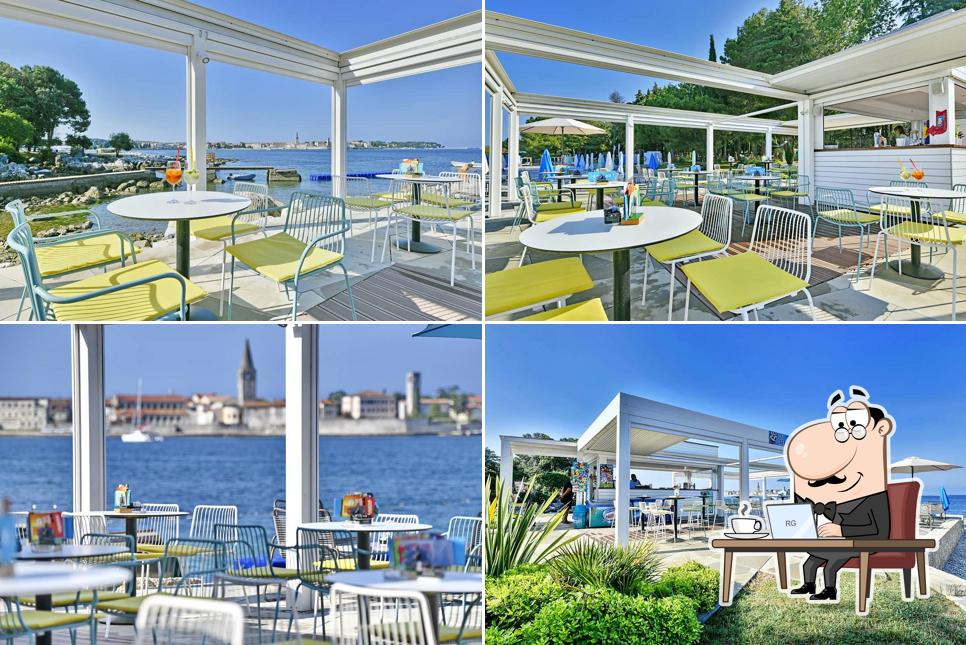 Siediti a un tavolo di Splash Beach Bar & Restaurant