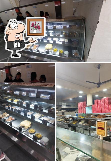 Check out how Geeta Bhawan Bhojnalay looks inside