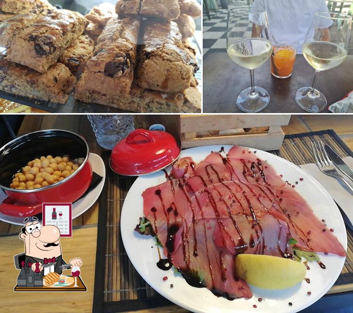 Ordina i piatti di carne a Garden Caffè