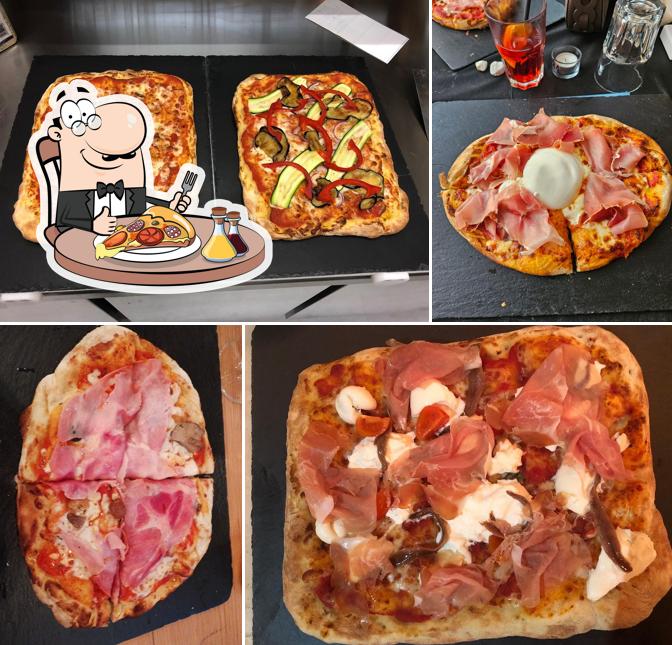 Prenditi una pizza a Ristorante La Locanda Bistrò con cucina e Pizzeria