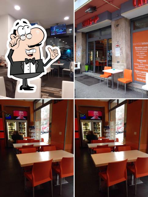 Gli interni di Seven Cafè
