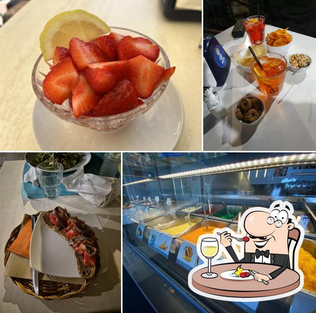 Cibo al Bar La Marina