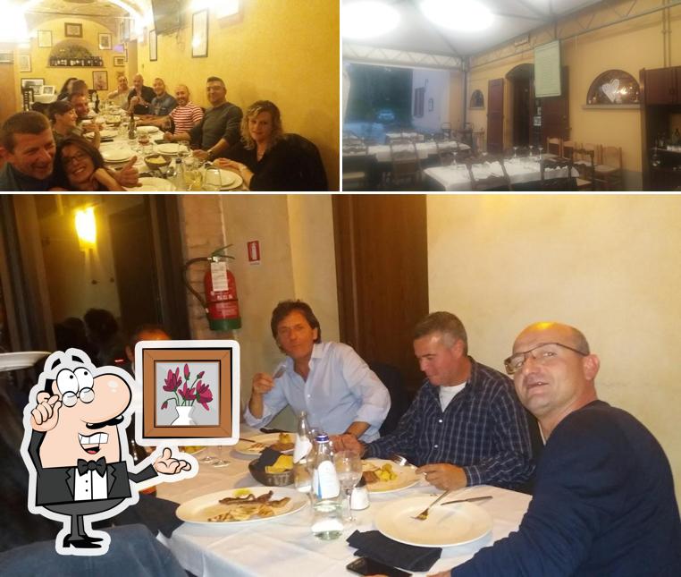 Siediti a un tavolo di Borgo Della Sverginesca