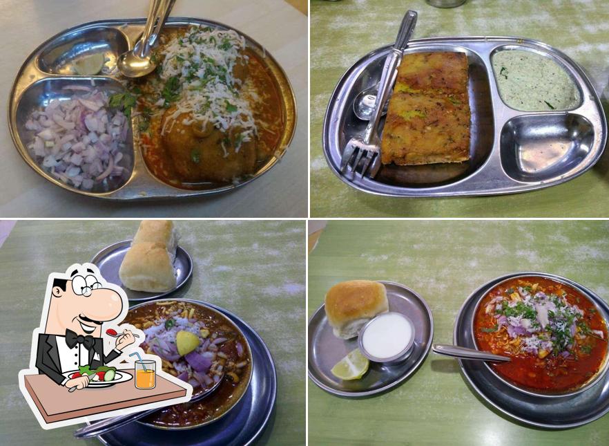 Food at Sujata UpharGraha