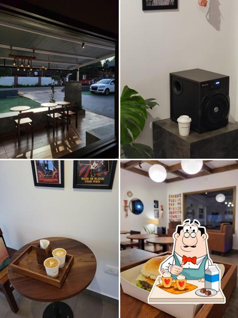 Café & Bistro Philosoffee