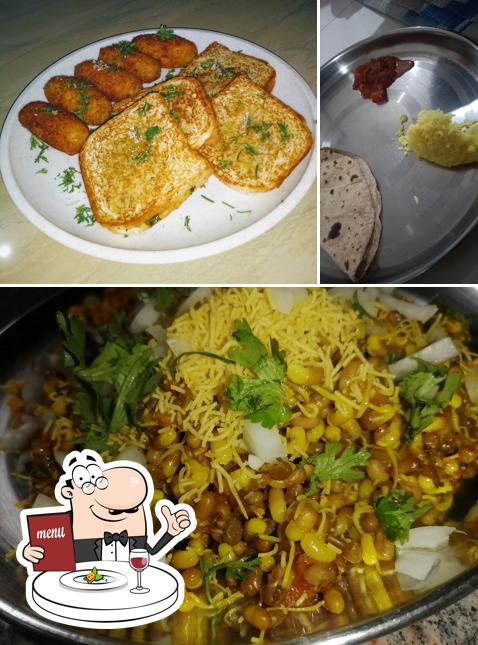 Food at POOJA MESS & LODGING