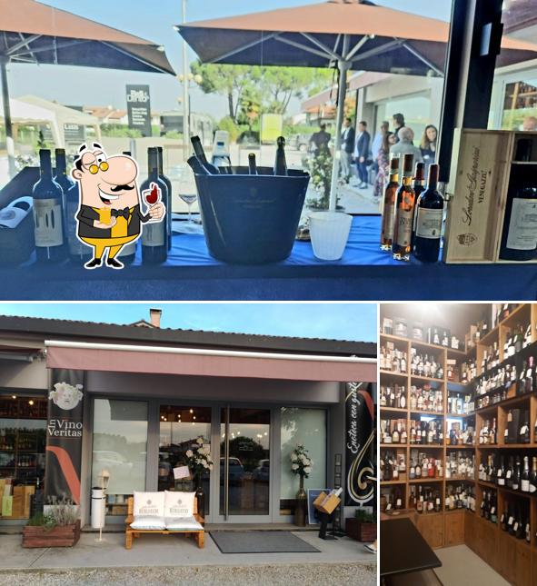 È gradevole godersi un bicchiere di vino a In Vino Veritas