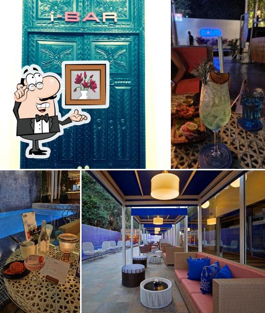 The interior of i-Bar THE Park Bangalore