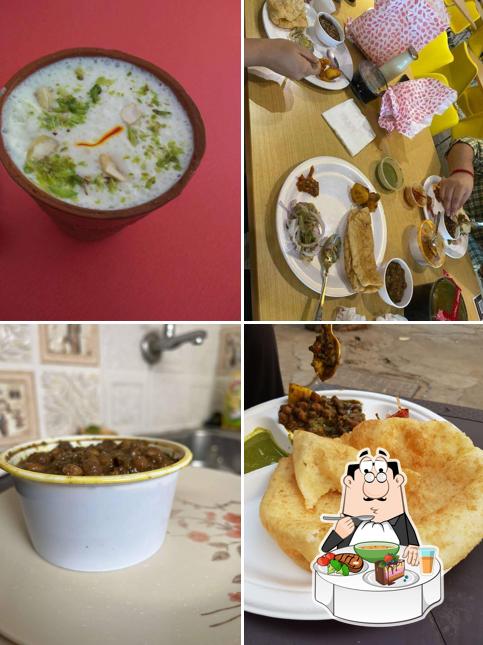 Hot and sour soup at Pind Bhatura