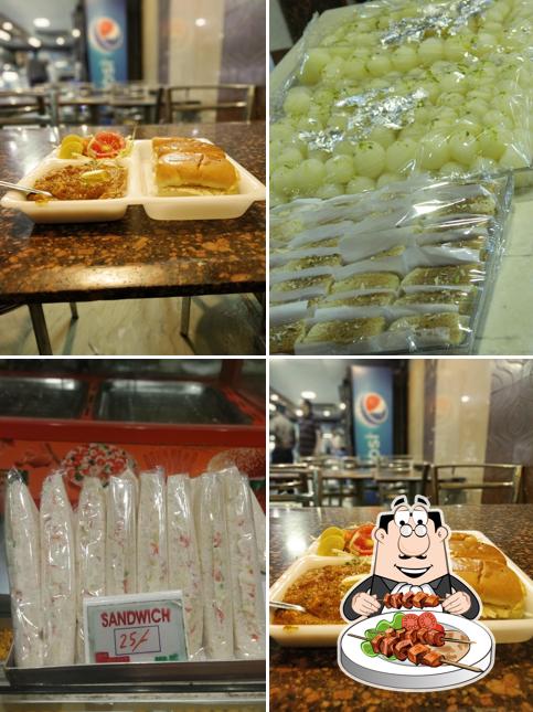 Food at SAIN JI