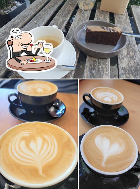 La foto di cibo e seo_images_cat_1471 da Wake Cup - a different coffee story