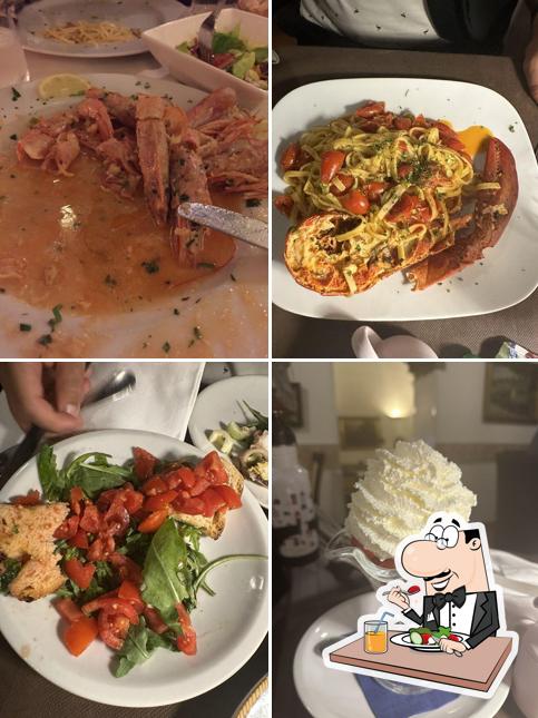 Platti al ristorante tema