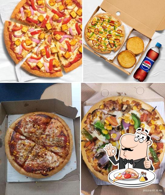 At #NA, you can order pizza