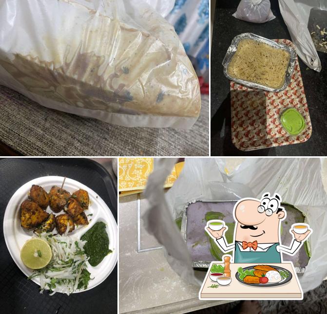 Food at Sardar Ji Spl. Kharode& Fish Fry
