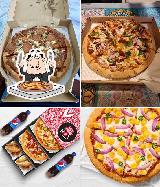 At Pizza Hut Urban Haat, Amirtsar, you can enjoy pizza