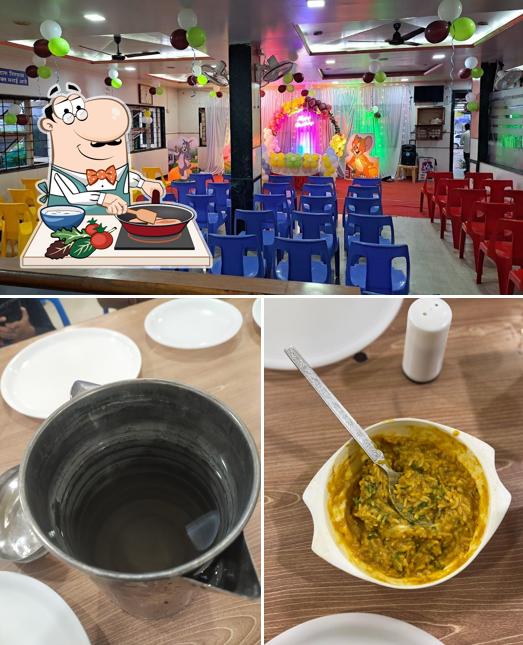 Chicken curry at Nakshatram Pure Veg Restaurant & A.V Lodge