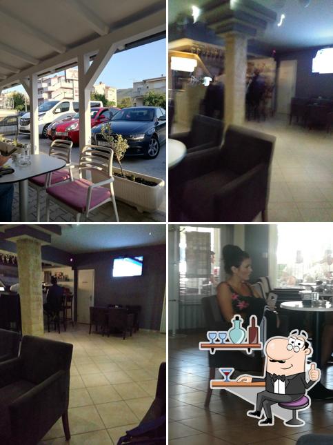 Gli interni di Caffe Bar As