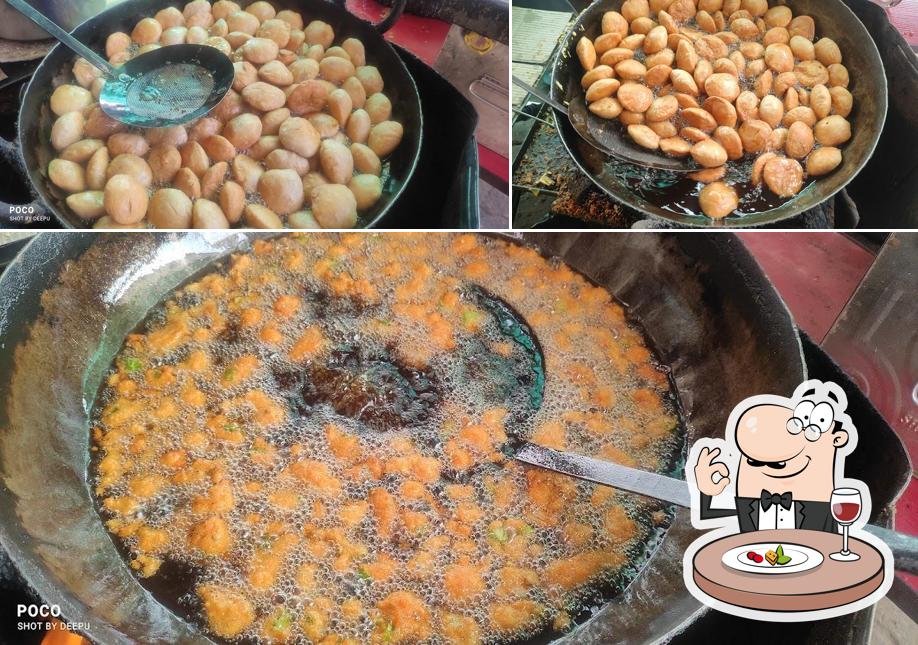 Food at Gabru Mirchi Bada Wala 2