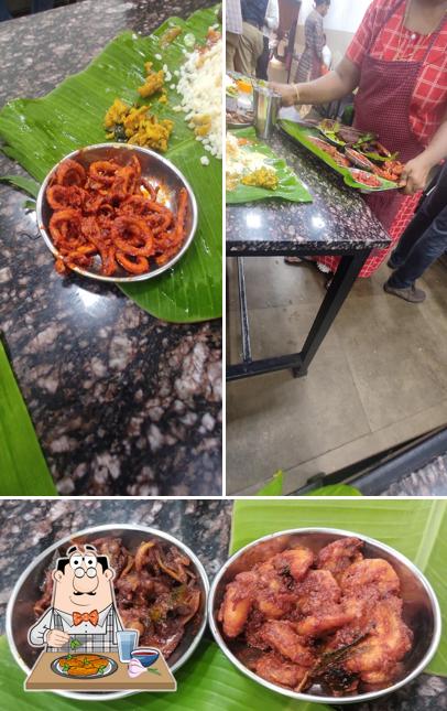 Chicken wings at Royal Restaurant