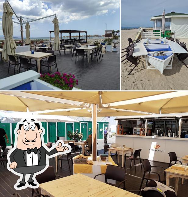 Gli interni di B-Stone Beach