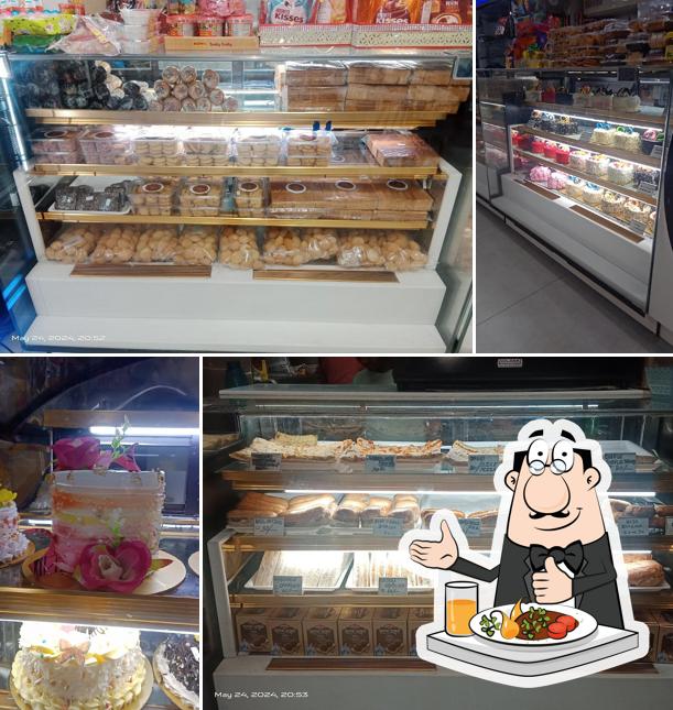 Food at Mooto'z Bakery