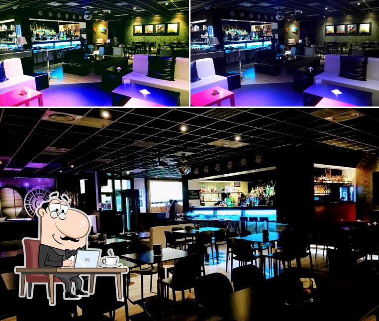 Dai un'occhiata agli interni di The Bank Monza