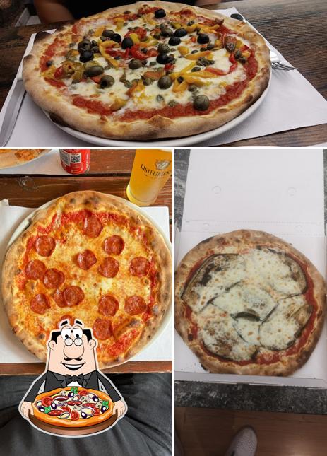 A Pizzeria al scotadeo, puoi assaggiare una bella pizza