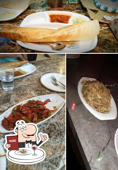 Food at Prem Chat Bhandar Bharat Palace Chauraha