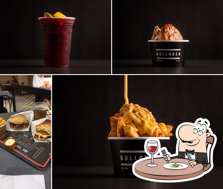 Comida em Hamburgueria Bullguer