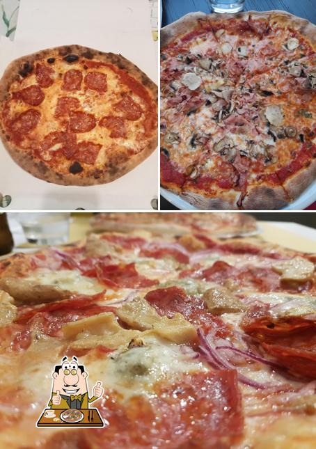 Ordina una pizza a PIZZA EXPRESS GRUMELLO