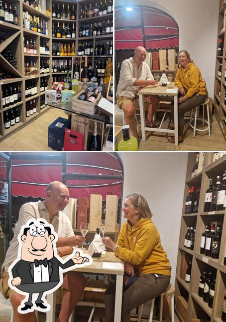 Siediti a un tavolo di Al Buco Wine Food and Catering Capri