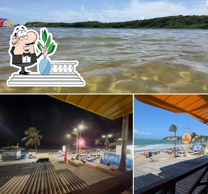 Você pode espairecer no na área externa do Barraca do Caranguejo