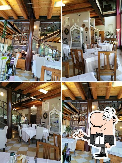 Gli interni di Trattoria Corte Rossa