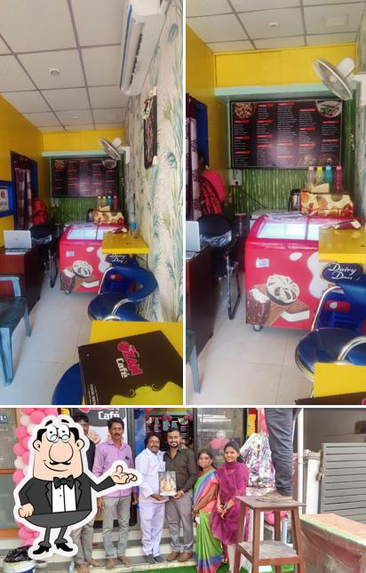 The interior of ZAN CAFE ERODE