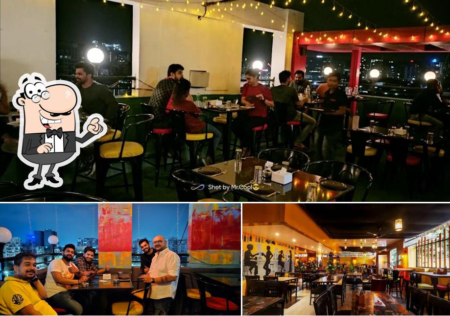 The interior of Image Family Restaurant and Bar