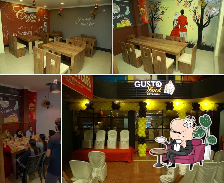 Check out how Gusto Fried Chicken looks inside
